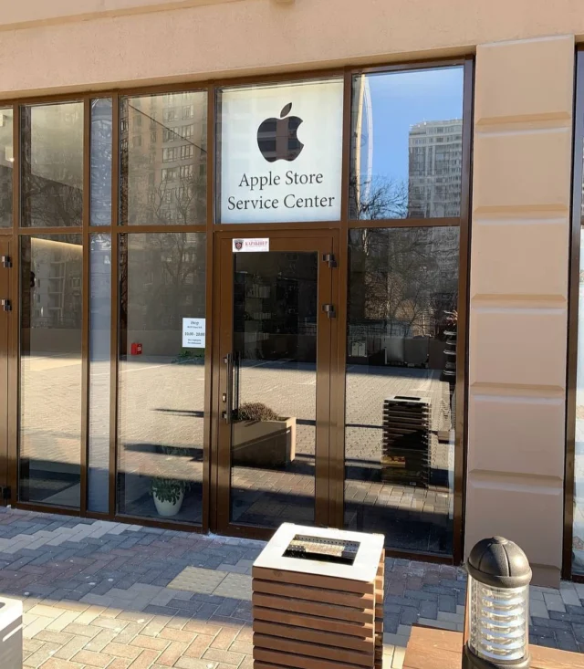 ⠀⠀⠀⠀
Повідомляємо, що тепер Ви можете завітати до нас за адресою вул.Генуезька, 1/1 🙌🏻
⠀⠀⠀⠀
▫️ (048) 715-01-06
▫️ (099) 977-73-78
▫️ istop.ua
▫️ м.Одеса, вул. Генуезька, 1/1 (ЖК «Еллада»