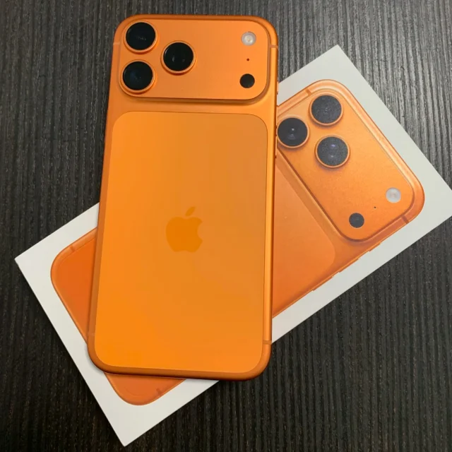 Виділяйся. Працюй швидше. Знімай як профі 📸
iPhone 17 Pro Max у стильному помаранчевому кольорі, коли технології та характер зустрічаються в одному корпусі 🧡

📞 (048) 715-01-06
📱 (099) 977-73-78
🌐 istop.ua
📍 м. Одеса, вул. Генуезька, 1/1 (ЖК «Еллада»)